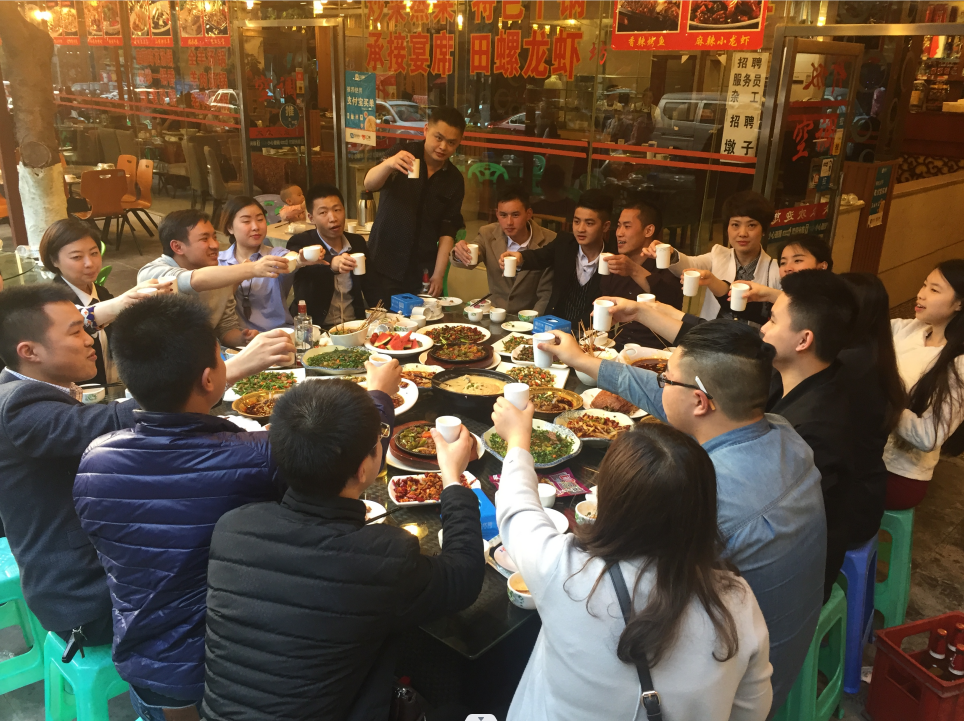 团队大家周末小聚